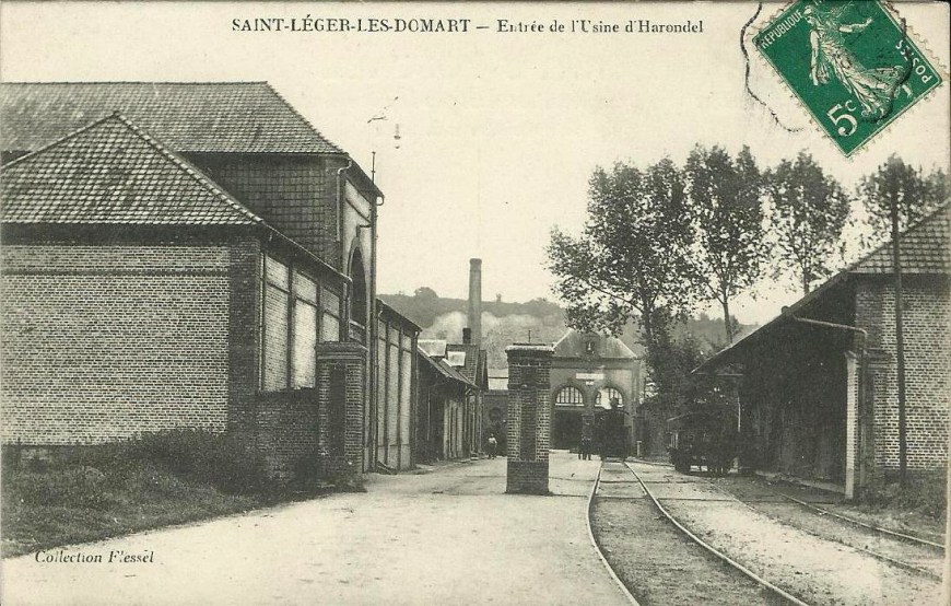 CPA St-Léger-les-Domart Entrée de l'Usine d'Harondel