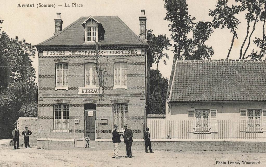 Cette image a un attribut alt vide ; le nom du fichier est arrest-place.jpg